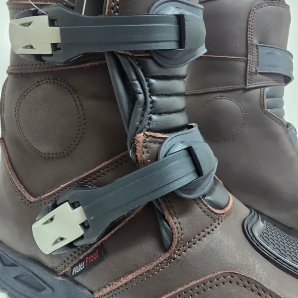 Botas de moto Cortas cafe ZQR2 (1) Botas de moto Cortas cafe ZQR2