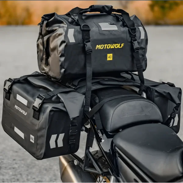 compressed_Alforjas Laterales Moto Waterproof 30L MTW SOYRUTA (4) Pack Alforjas moto Impermeables 30L + Bolso Trasero 40L Moto | Kit Viaje 100L Negro