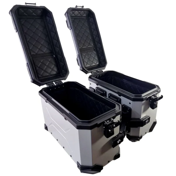 PACK Maletas laterales 72L + Top case 45L aluminio universal GRIS SOYRUTA (3) PACK Maletas laterales 72L + Top case 45L aluminio universal GRIS